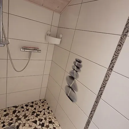 Apartment Lumineux 3 Chambres, Terrasse, Proche Commerces Et Ski, Avec Wifi - Fr-1-589-677 *