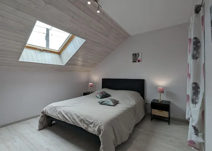 Lumineux 3 Chambres, Terrasse, Proche Commerces Et Ski, Avec Wifi - Fr-1-589-677 아파트