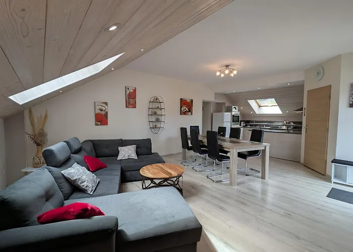 아파트 Lumineux 3 Chambres, Terrasse, Proche Commerces Et Ski, Avec Wifi - Fr-1-589-677 *